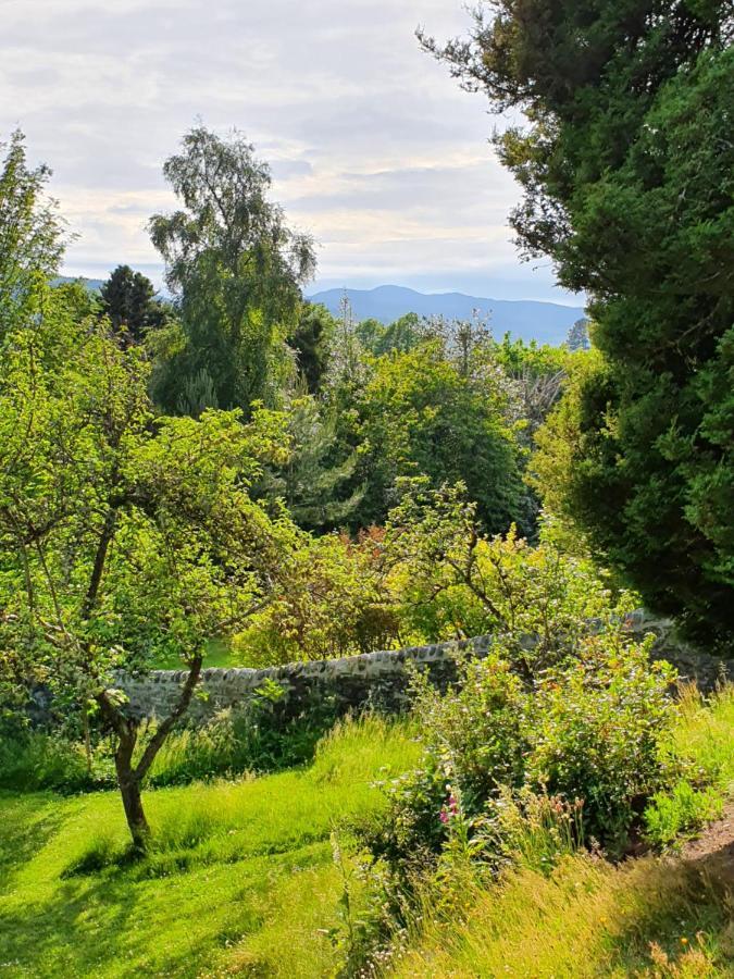 Cosy Peaceful One-Bedroom Cottage In Pitlochry Exterior foto